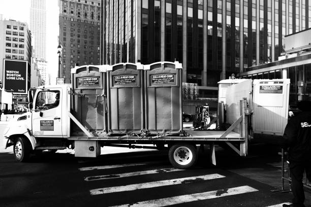 Best High-end porta potty rental  in Hettinger, ND